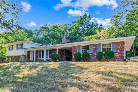8215 Saint Anthony Church Rd, Louisville, KY 40214