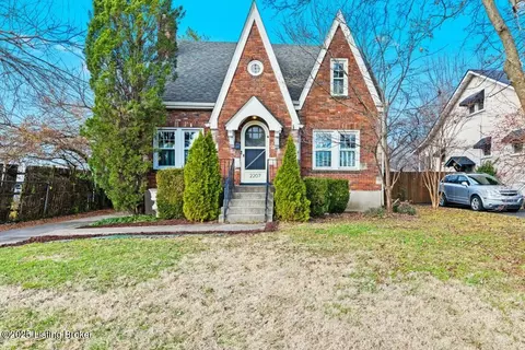 2207 Beargrass Ave, Louisville, KY 40218