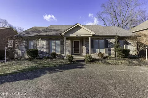 10723 Eagle Ridge Pl, Louisville, KY 40223