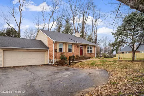 8603 Birch Ct, Briarwood, KY 40242