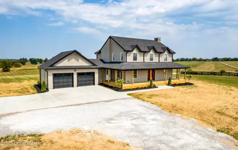 222 Locust Ln, Shelbyville, KY 40065