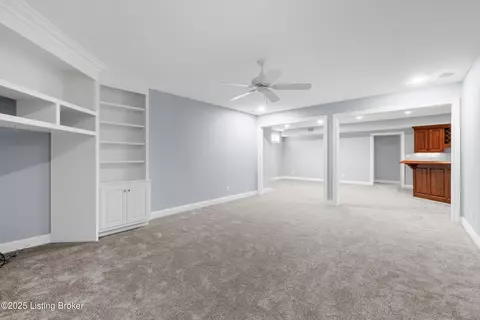 Living - 7612 Endecott Pl, Prospect, KY 40059 photo 11 of 13