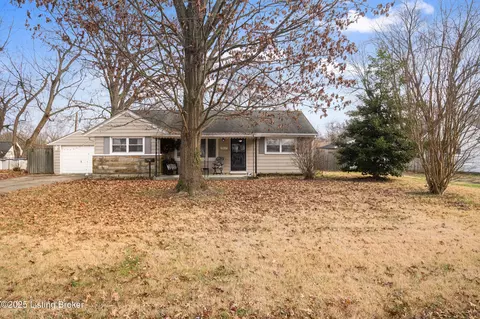 9417 Cornflower Rd, Louisville, KY 40272