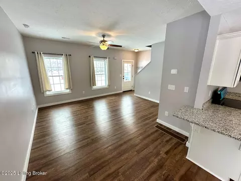 119 Ruby Ct, Radcliff, KY 40160 photo 3