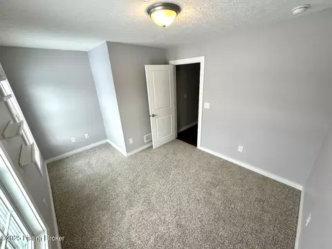 119 Ruby Ct, Radcliff, KY 40160 photo 14