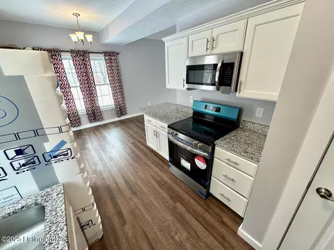 119 Ruby Ct, Radcliff, KY 40160 photo 9