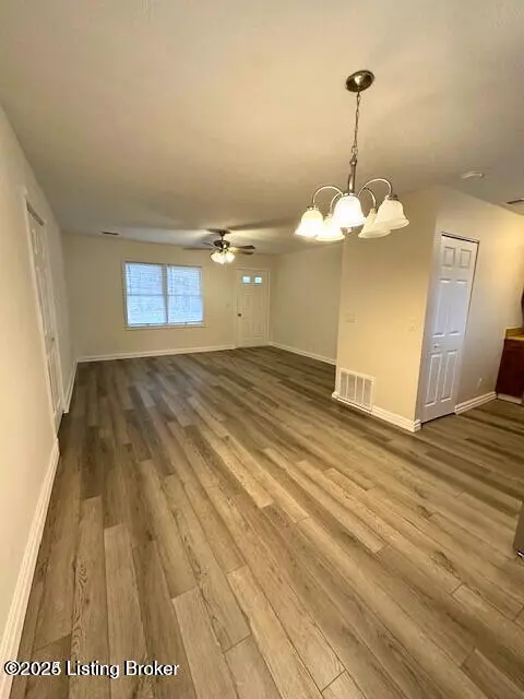 Living - 208 Marvin Ave, Brooks, KY 40109 photo 2 of 4