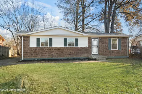 4904 Shasta Trl, Louisville, KY 40218