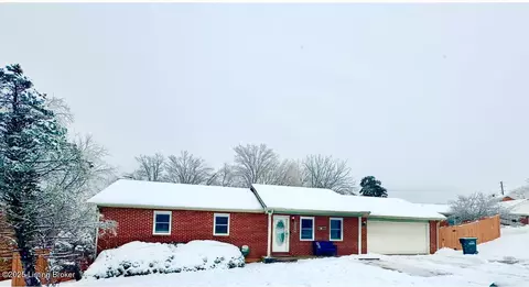 1138 Thomas St, Radcliff, KY 40160