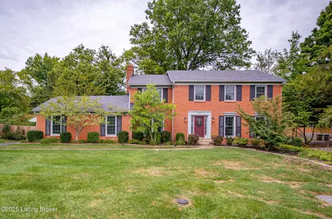 7213 Heatherly Sq, Louisville, KY 40242