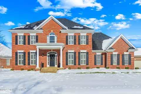 415 Gablewood Cir, Louisville, KY 40245