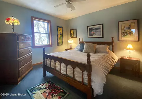 Bedroom - 1375 Carpenter Rd, Wallingford, KY 41093 photo 1 of 9