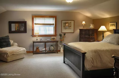 Bedroom - 1375 Carpenter Rd, Wallingford, KY 41093 photo 6 of 9