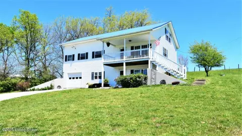 Exterior - 1375 Carpenter Rd, Wallingford, KY 41093 photo 5 of 8