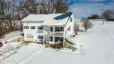 Exterior - 1375 Carpenter Rd, Wallingford, KY 41093 photo 3 of 8
