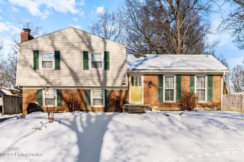 6814 Fordham Ln, Louisville, KY 40291