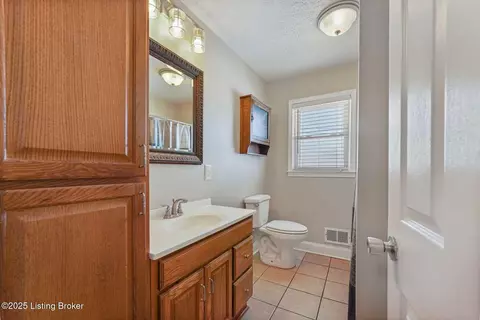 Other - 176 Stringer Ln, Mount Washington, KY 40047 photo 5 of 6