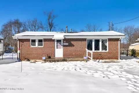 6614 Capella Ln, Louisville, KY 40258