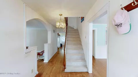 615 West St, Bedford, KY 40006