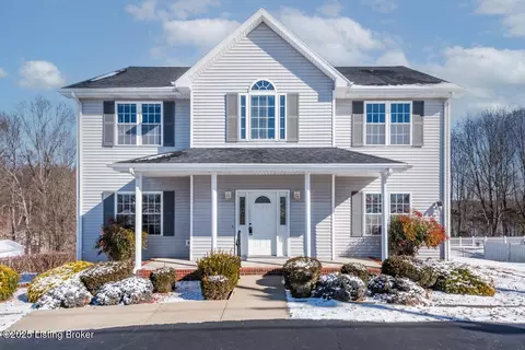 160 Westshore Dr, Campbellsville, KY 42718