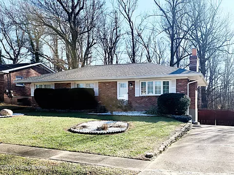 9125 Wanlou Dr, Louisville, KY 40272