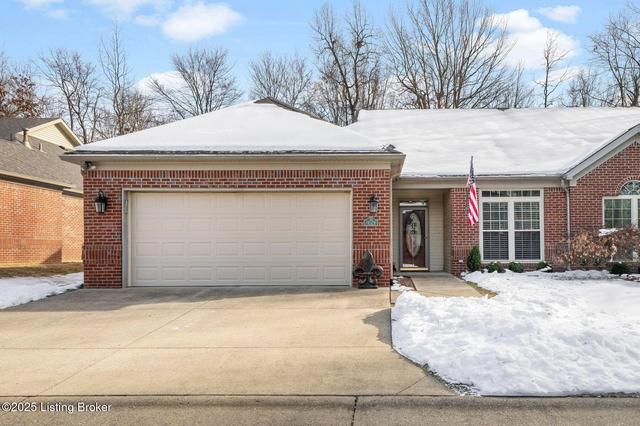 9021 Split Willow Dr, Louisville, KY 40214