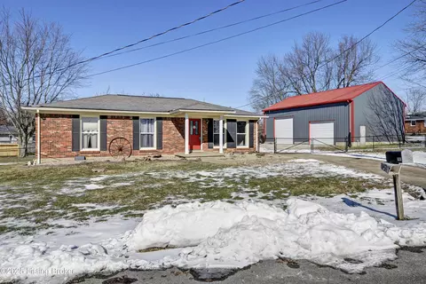 141 Carolina Ave, Mount Washington, KY 40047