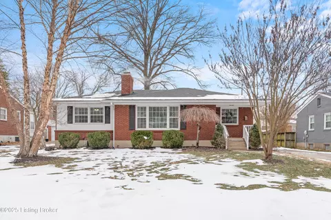 317 Bramton Rd, Bellewood, KY 40207