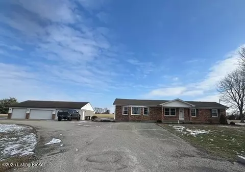 220 River Ridge Dr, Shepherdsville, KY 40165