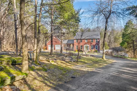 347 Nightingale Way, Shepherdsville, KY 40165