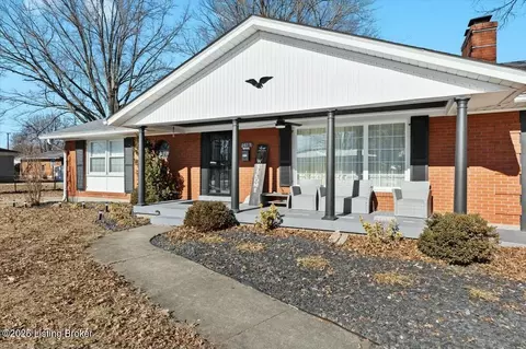 2615 Lomond Dr, Louisville, KY 40216