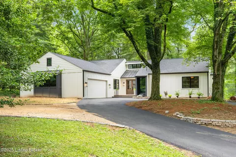 2302 Evergreen Rd, Anchorage, KY 40223