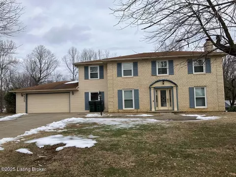 8405 Coach Way, Louisville, KY 40272