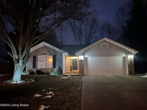 4615 Pulaski Ct, Louisville, KY 40245