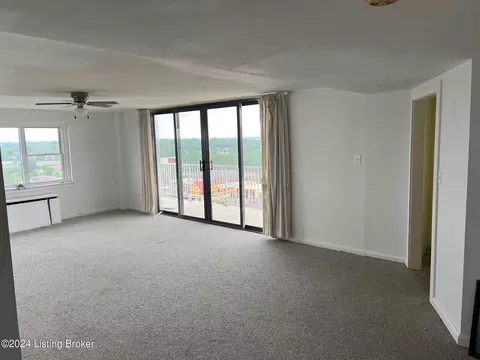 3320 Bardstown Rd #121, Louisville, KY 40218