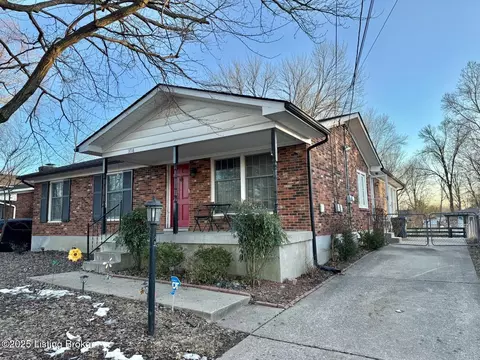 3718 Pinecroft Dr, Louisville, KY 40219