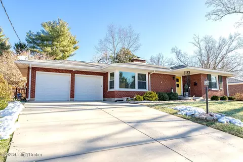40 Chamberry Cir, Louisville, KY 40207