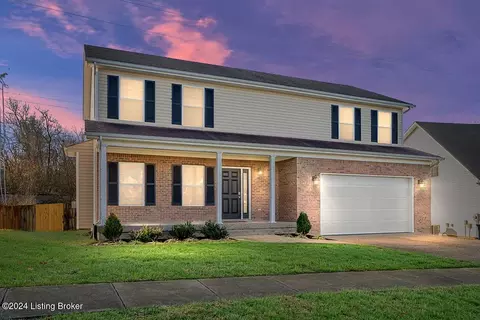 186 Lincoln Station Dr, Simpsonville, KY 40067