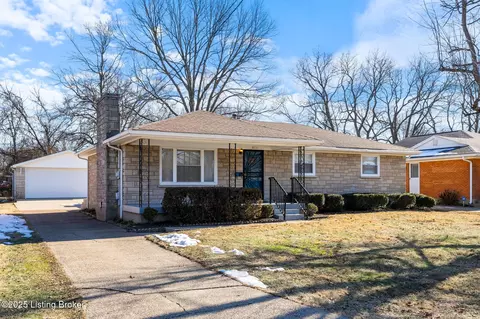6711 Fernhaven Rd, Louisville, KY 40228