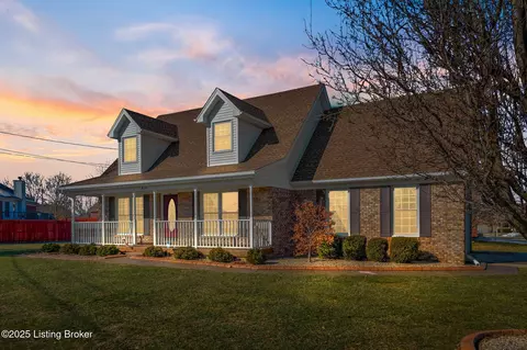419 Pierce Ave, Mount Washington, KY 40047