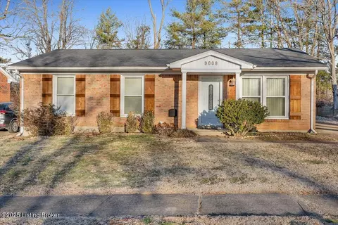 9008 Lantana Dr, Louisville, KY 40229