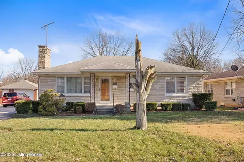 4711 Lynn Lea Rd, Louisville, KY 40216