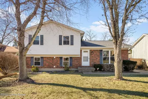 4310 Seagrape Rd, Jeffersontown, KY 40299