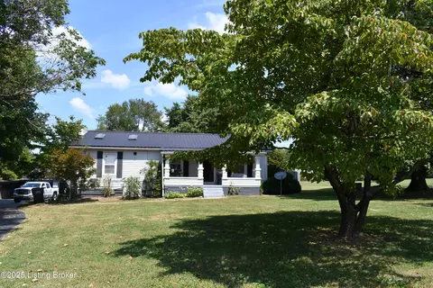 8103 Thixton Ln, Louisville, KY 40229