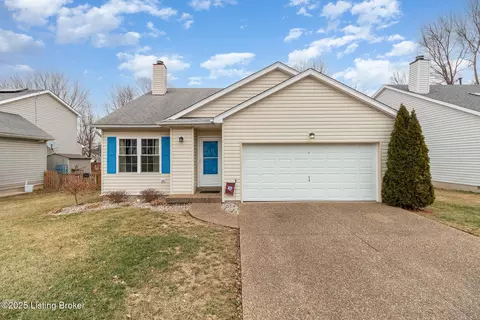 4103 Hickoryview Dr, Louisville, KY 40299