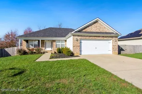 7010 Paddock Loop, Lawrenceburg, KY 40342