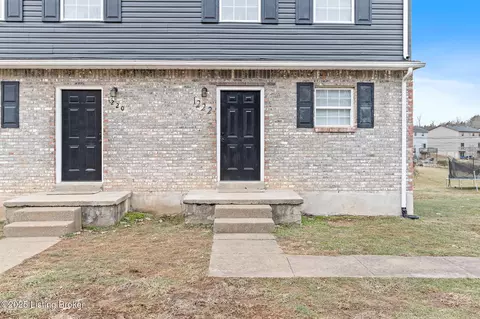 1222 Clear Ridge Ln, Radcliff, KY 40160