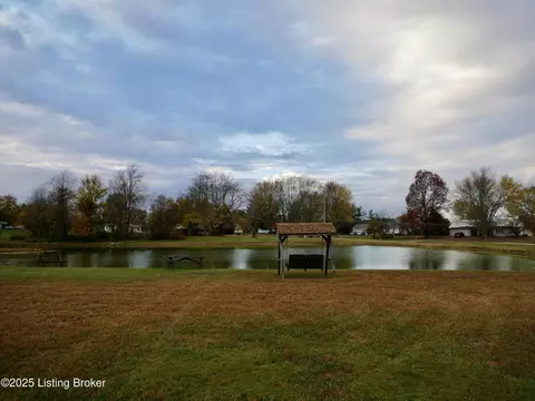View/Area - 1200 E 400 N, Madison, IN 47250 photo 1 of 2