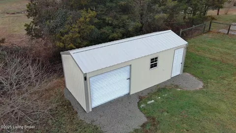 View/Area - 3113 Deckard School Rd, Radcliff, KY 40160 photo 6 of 10