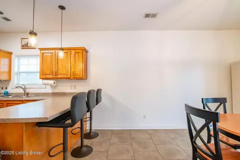 Entry Way - 3113 Deckard School Rd, Radcliff, KY 40160 photo 3 of 4